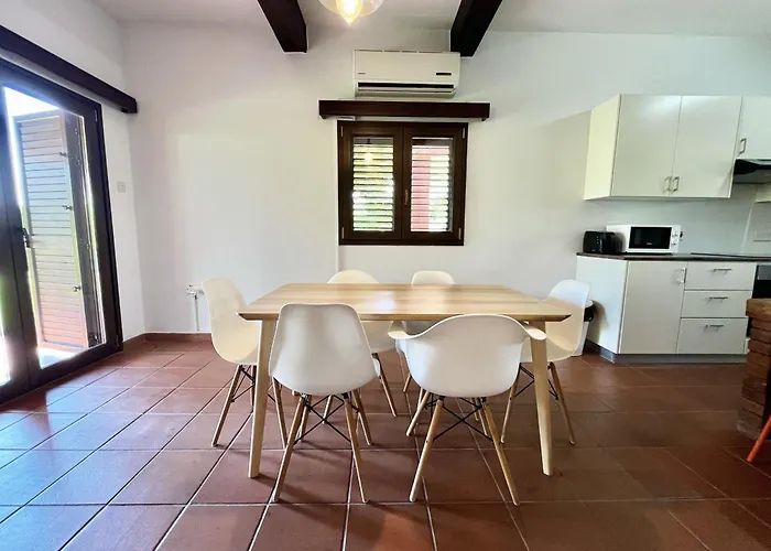 Perla House Ferienhaus Protaras