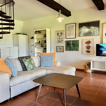 Perla House Πρωταράς